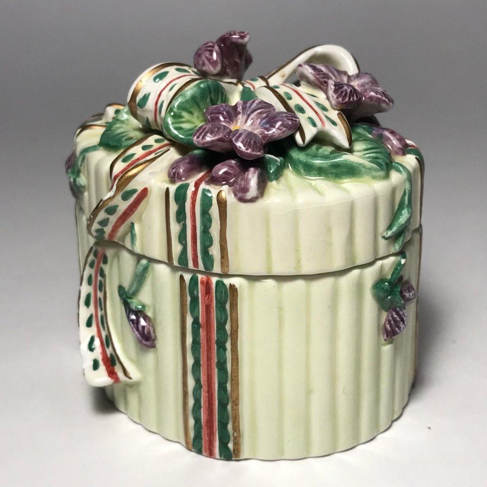 Vintage Fitz and Floyd Essentials Trinket Box Jewelry Box Ceramic Purple Violet